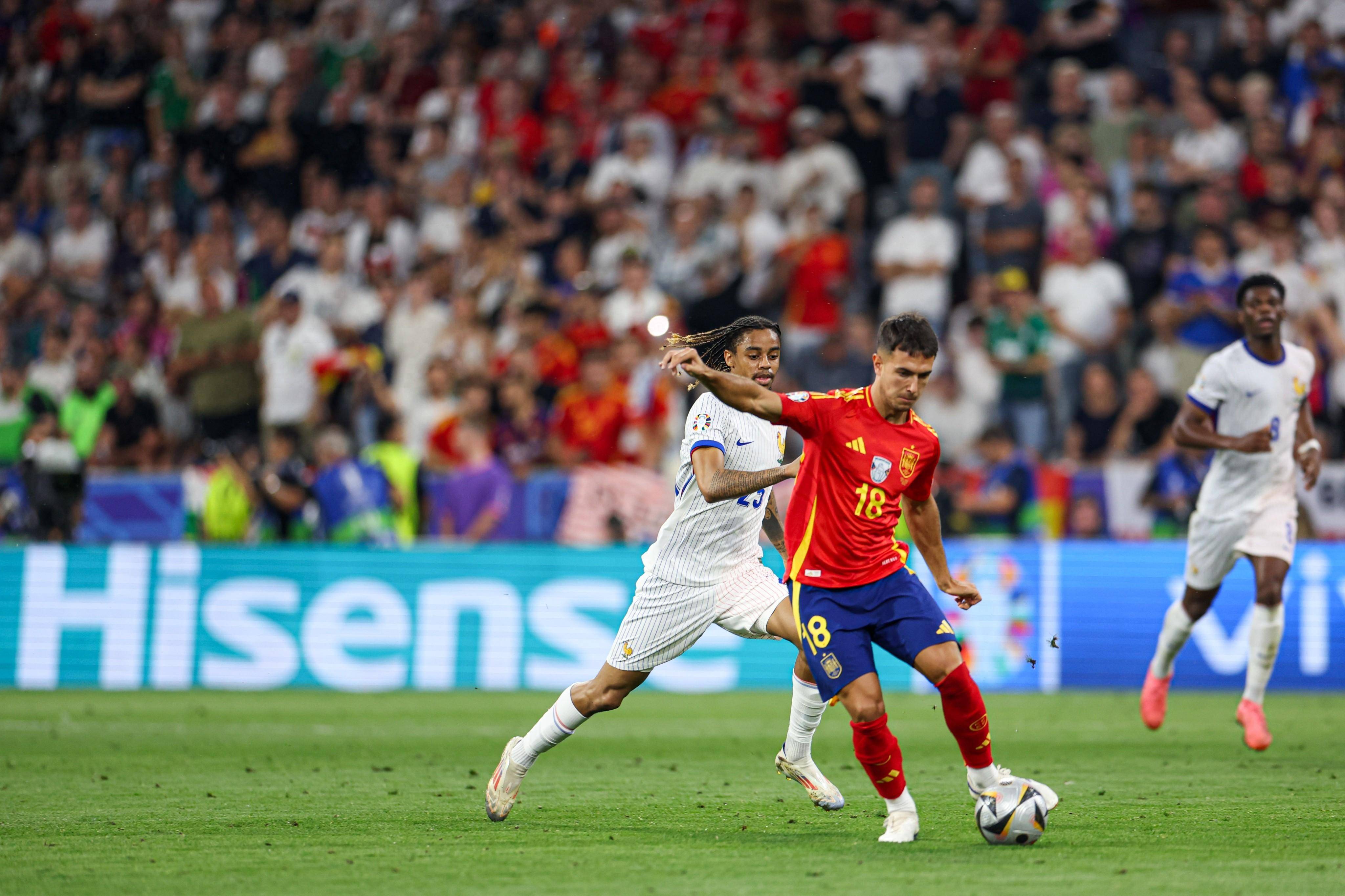 欧洲杯队主教练发声，誓言带队登顶