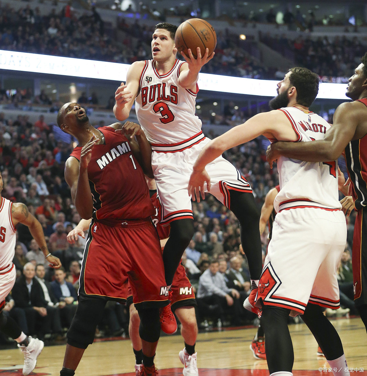 热火鏖战雄鹿,麦科勒姆高光表现 热火鏖战雄鹿,麦科勒姆高光表现