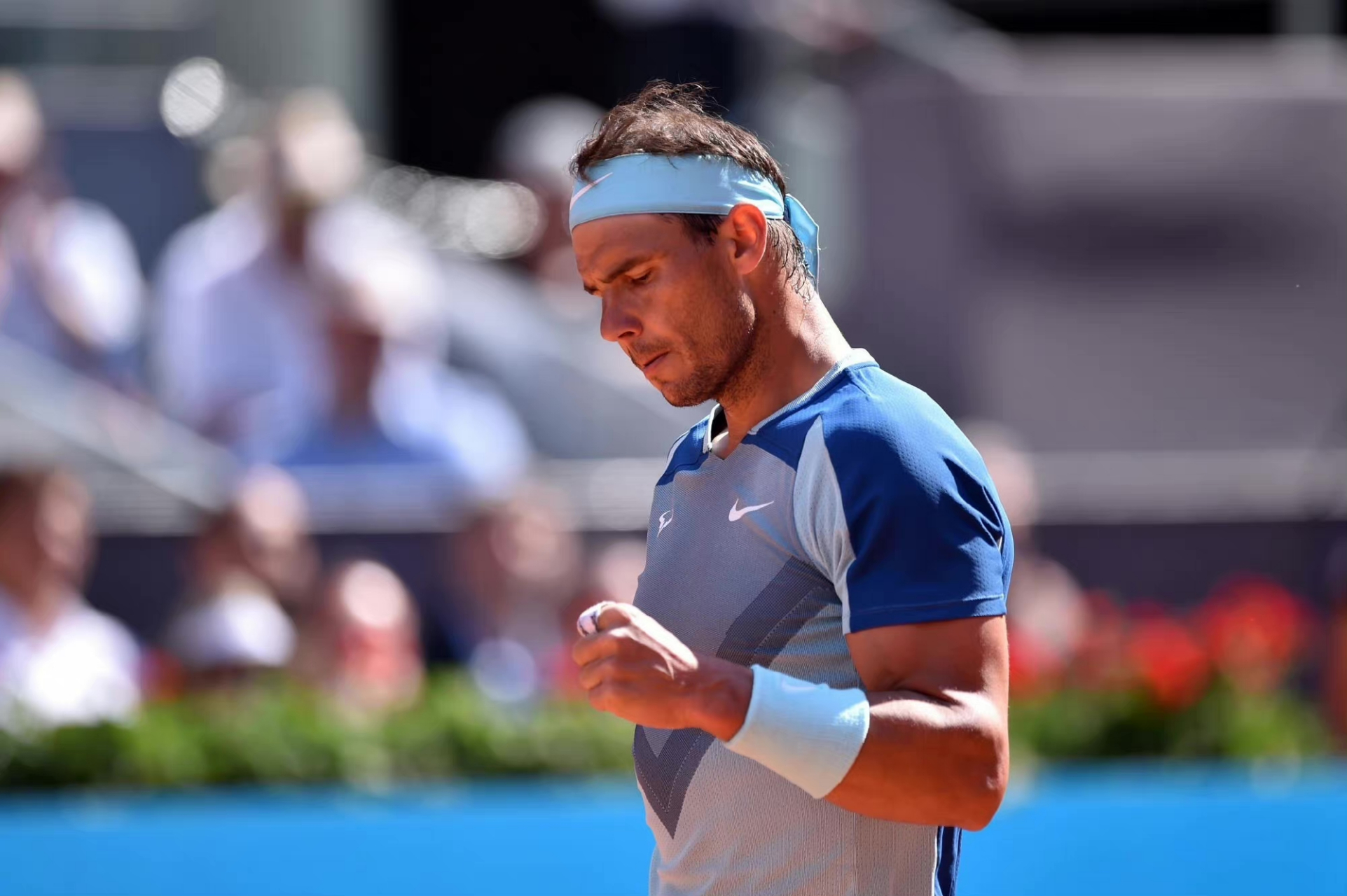 ATP总决赛力克年终总决赛，纳达尔点燃赛场