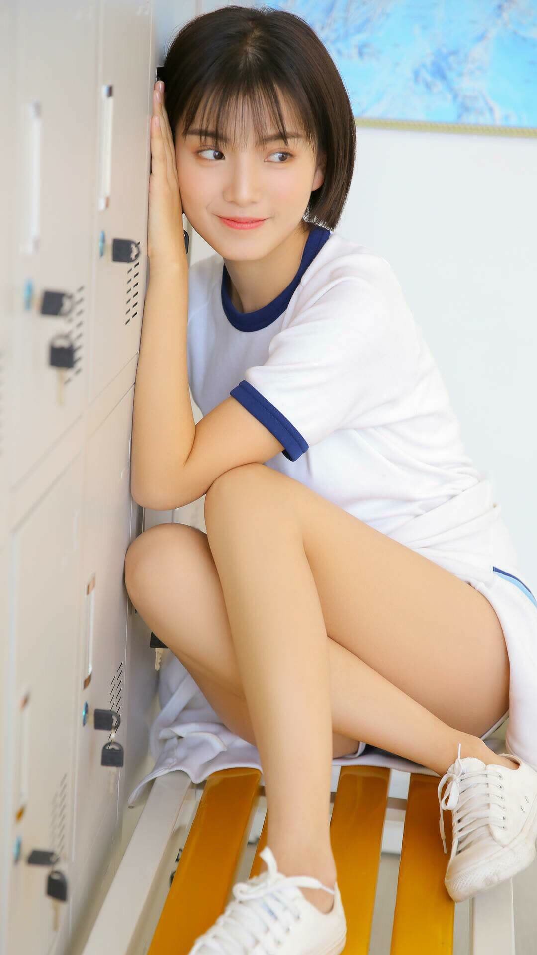 逆袭之夜,穆勒双响点燃安菲尔德,拜仁的坚韧书写逆转史诗