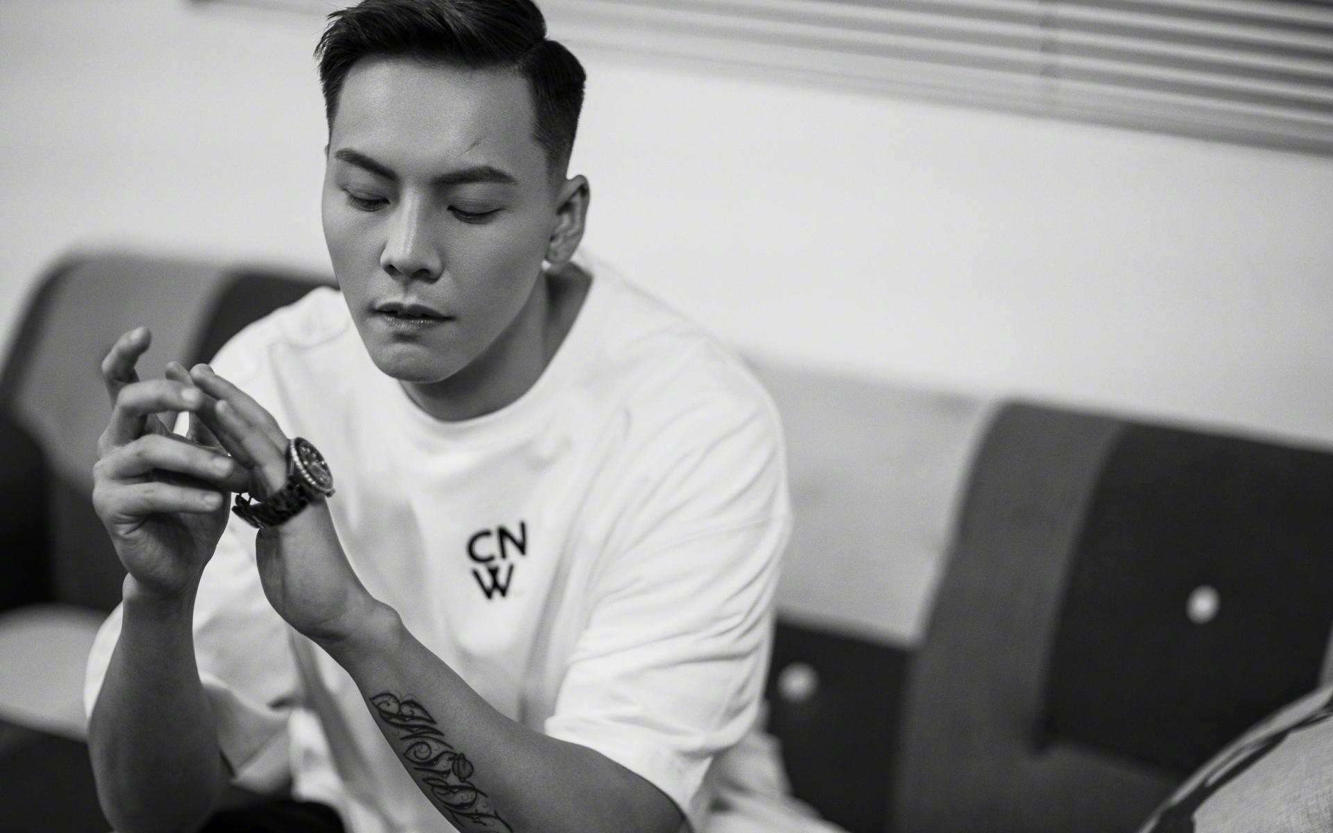 钢铁脊柱—奥恰洛夫独取两分扛起德国战车,力克波兰锁定生死线