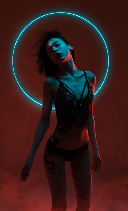 跨越地中海的对决，当拉齐奥的蓝遇见迦太基鹰，琥珀色目光主宰了航向