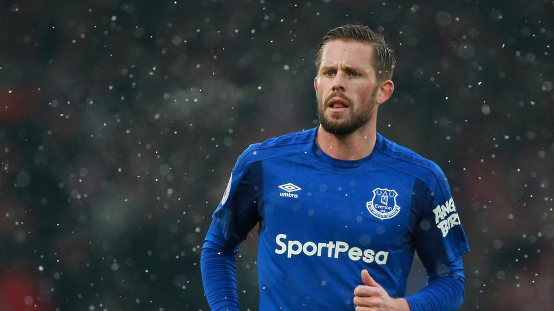 历史首胜！上海男篮客场掀翻76人，米切尔29+11表现堪称教科书